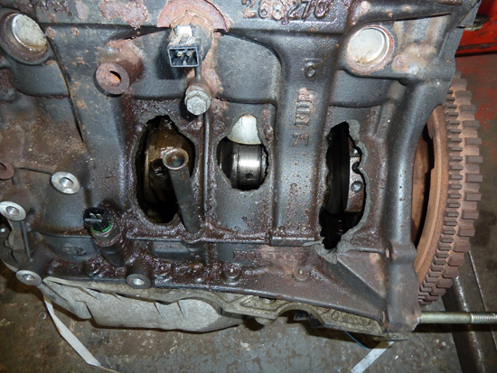 This engine was completely destroyed by a lack of oil, and in particular by the driver (we’ll call him ‘Silly Billy’) ignoring the illumination of a warning lamp which was trying hard to advise him to stop the car and check the engine.