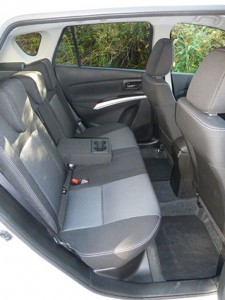 The rear seat accommodates three adults, with plenty of leg and head room (although for the one in the middle, leg room is affected by the centre console…).
