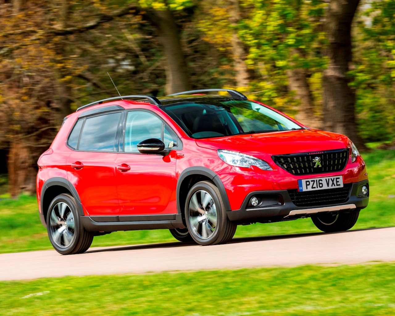 PEUGEOT new 2008 SUV side action copy