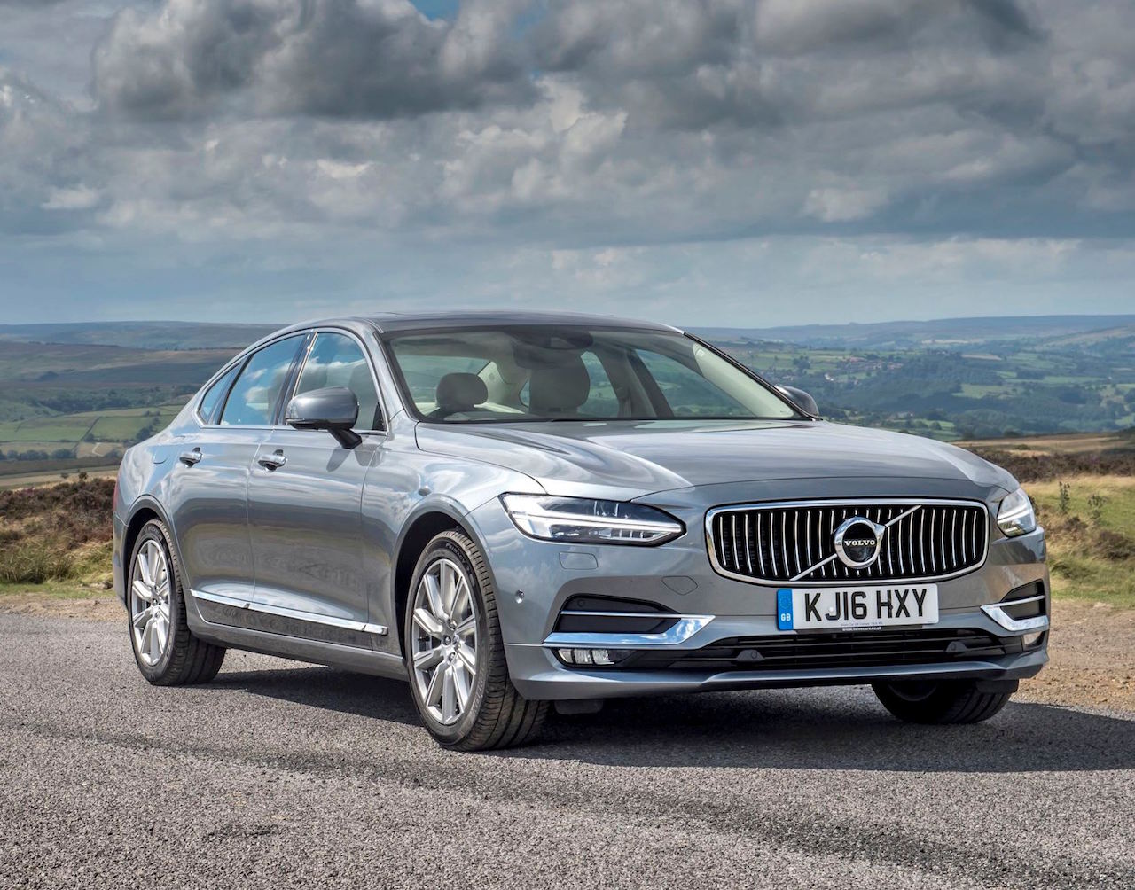 volvo-s90-d4-static-side-and-front-copy