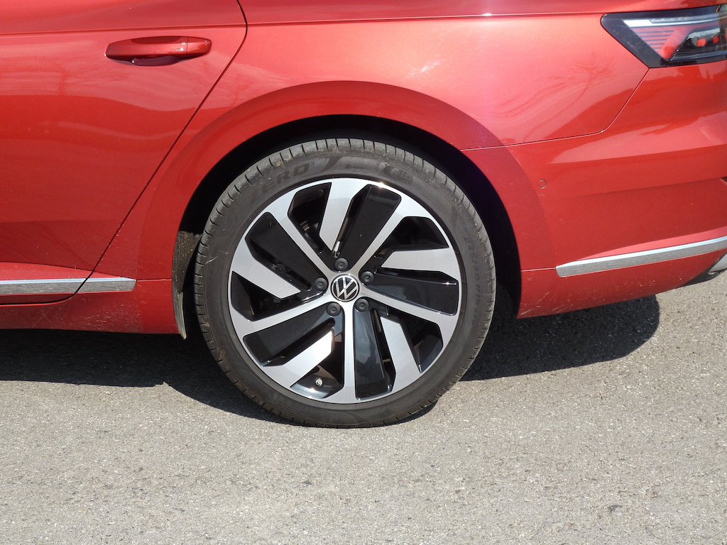 Volkswagen Arteon Shooting Brake PHEV – Brief Road Test – Wheels Alive